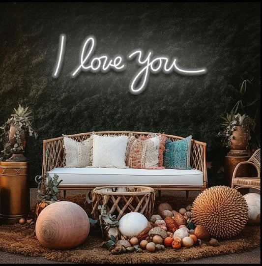 მე შენ მიყვარხარ