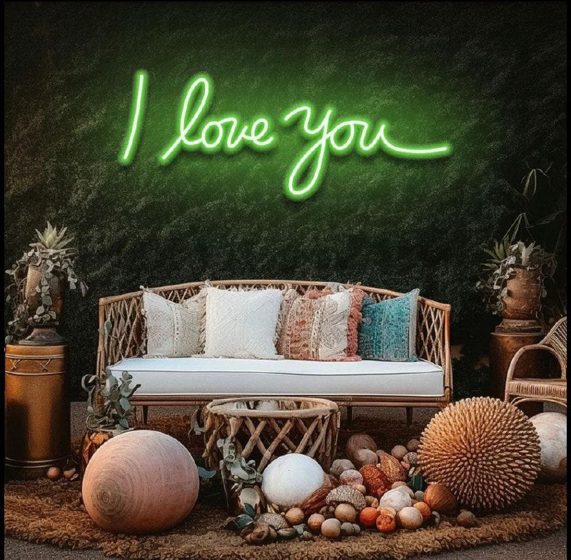 მე შენ მიყვარხარ                                     